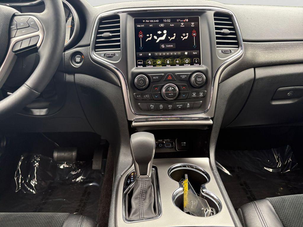 used 2018 Jeep Grand Cherokee car, priced at $17,227