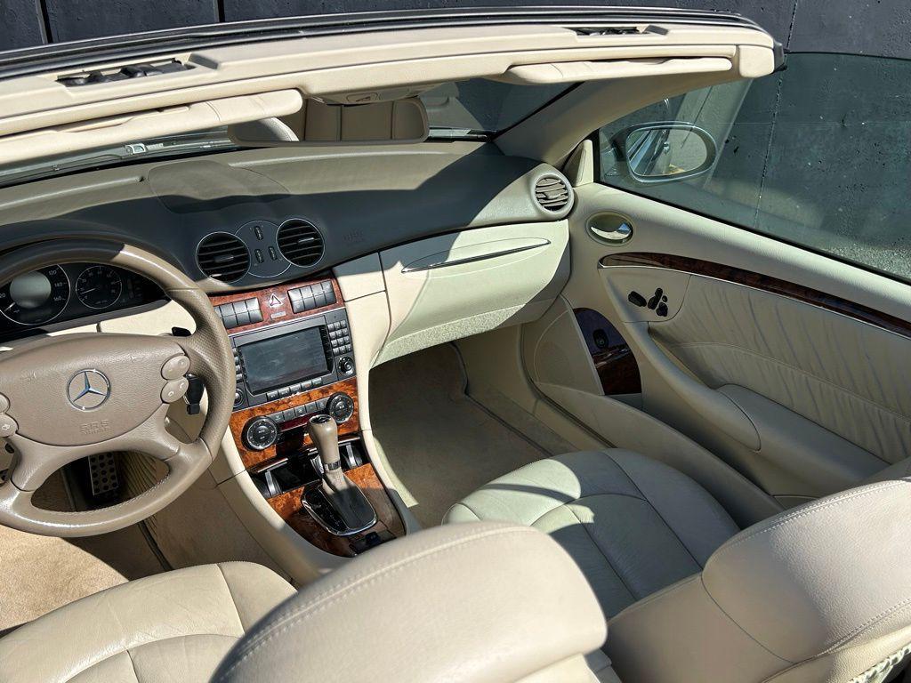 used 2007 Mercedes-Benz CLK-Class car, priced at $15,500