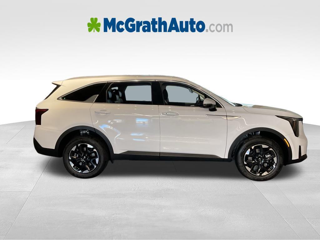 new 2026 Kia Sorento car, priced at $35,437