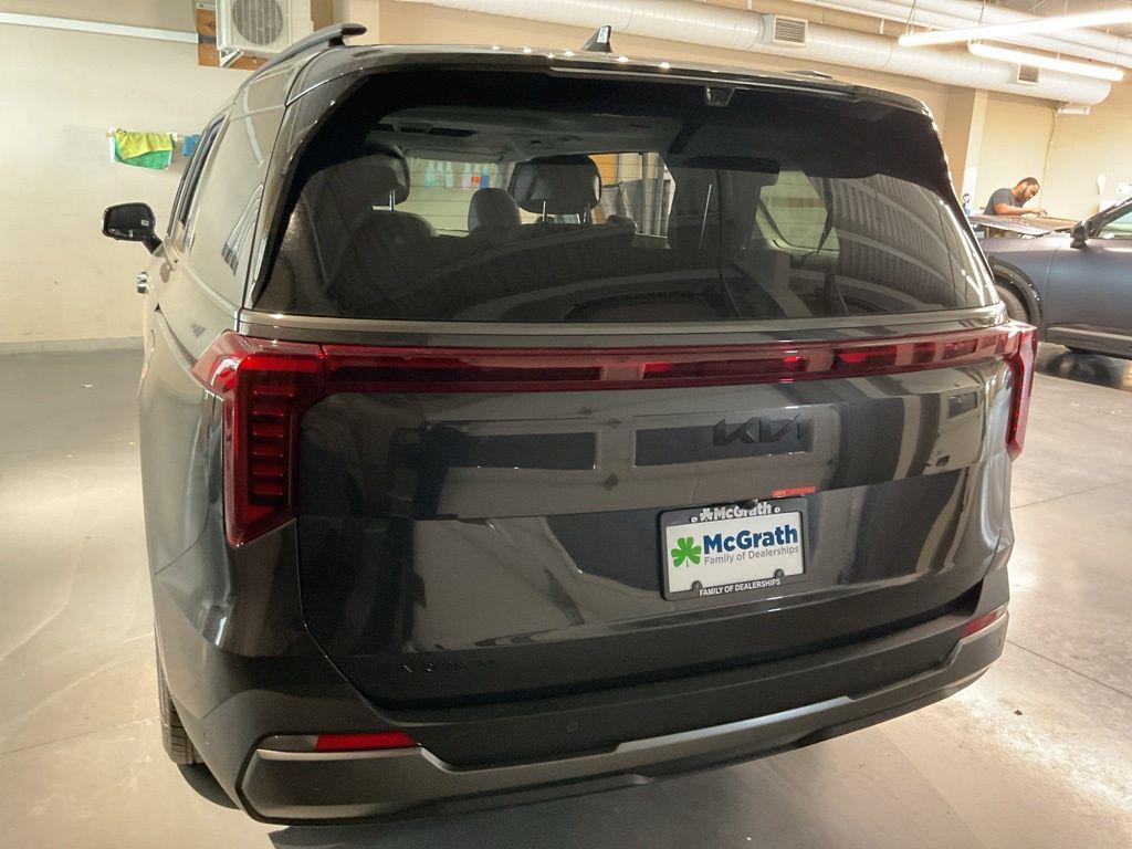 new 2026 Kia Carnival car, priced at $50,283