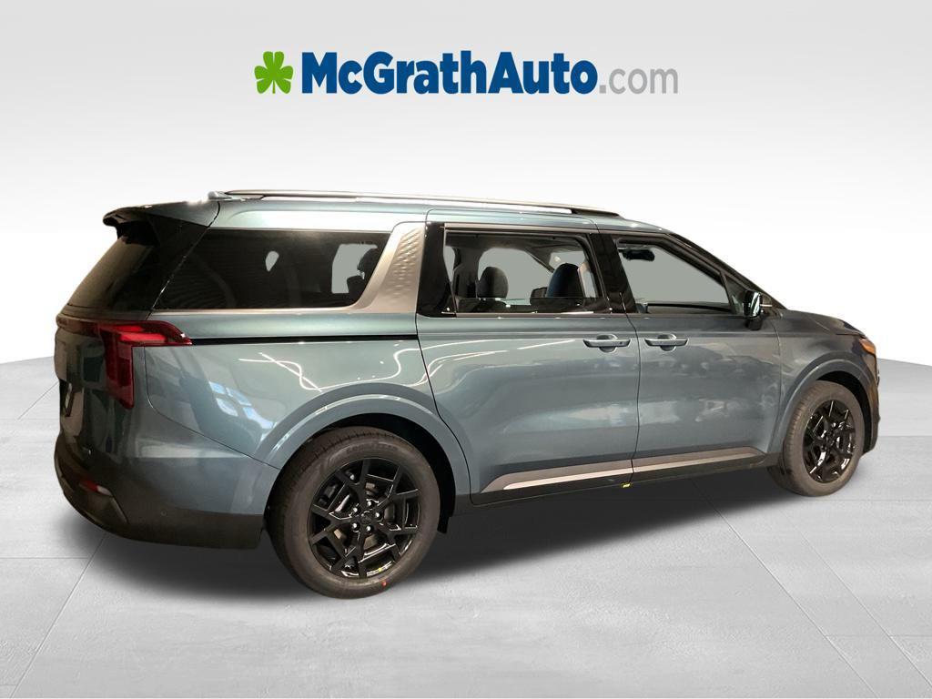 new 2026 Kia Carnival Hybrid car, priced at $52,645