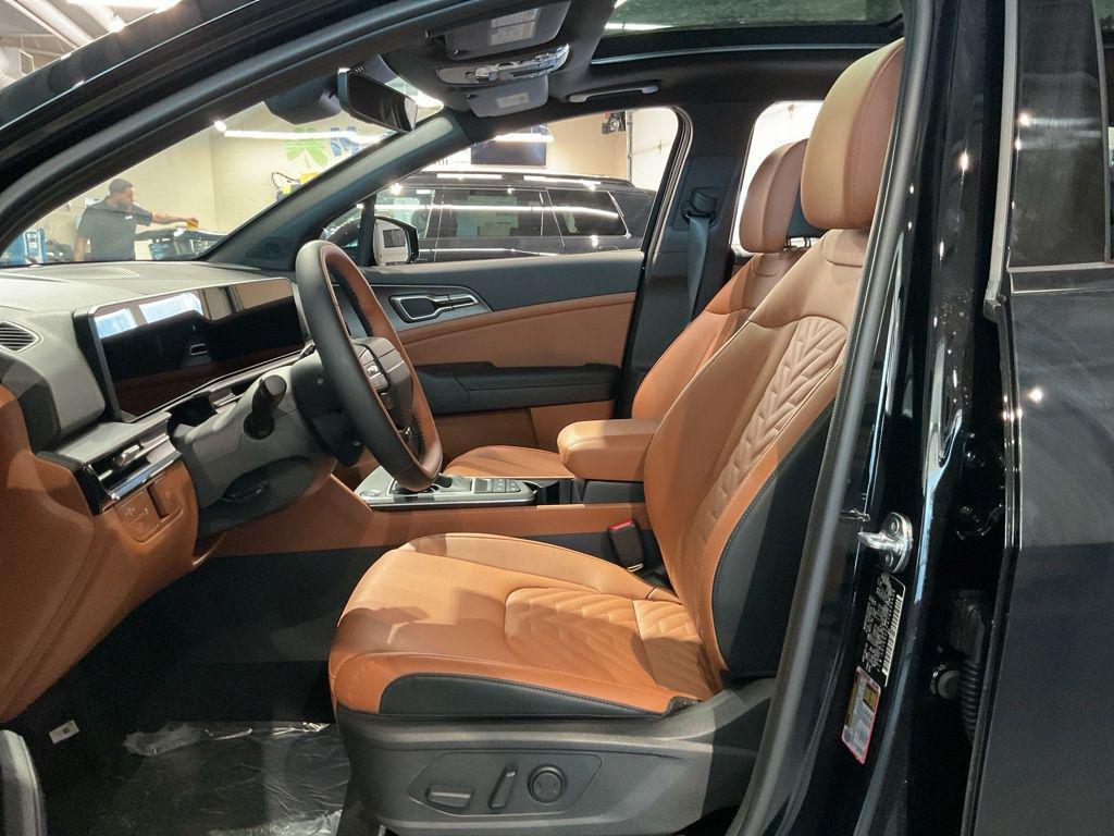 new 2026 Kia Sportage car, priced at $33,927