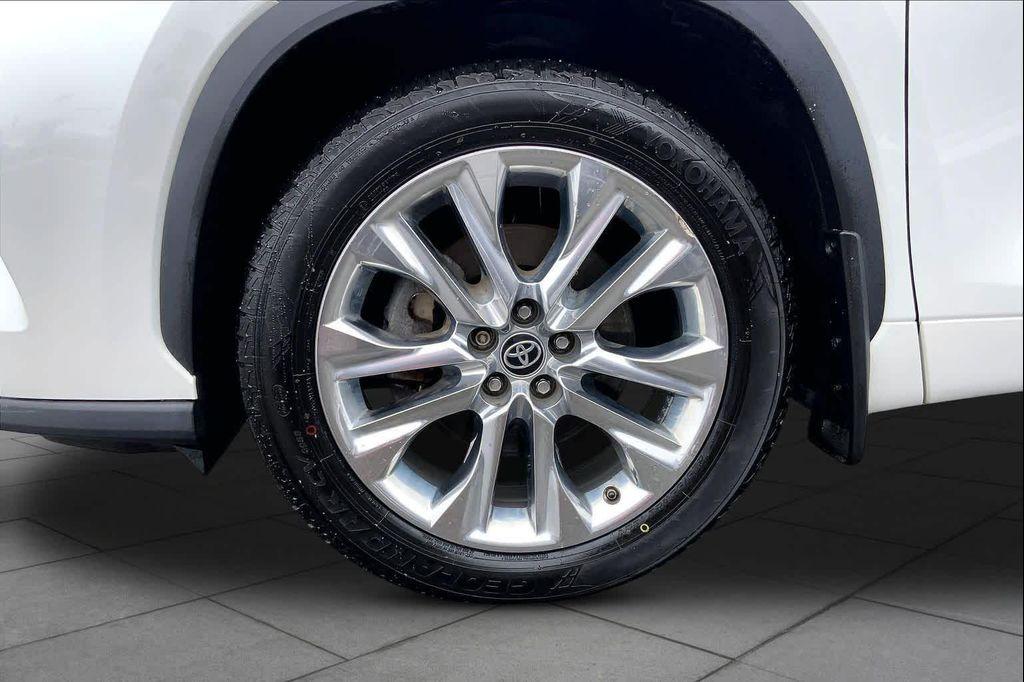 used 2023 Toyota Highlander car, priced at $40,280