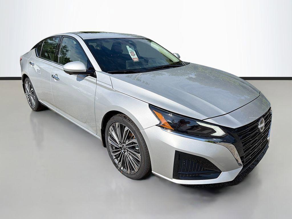 new 2025 Nissan Altima car, priced at $30,945