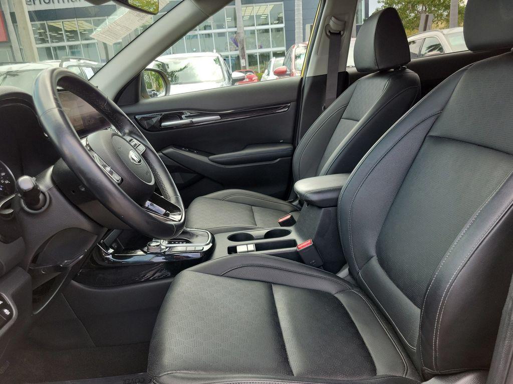 used 2021 Kia Seltos car, priced at $15,999