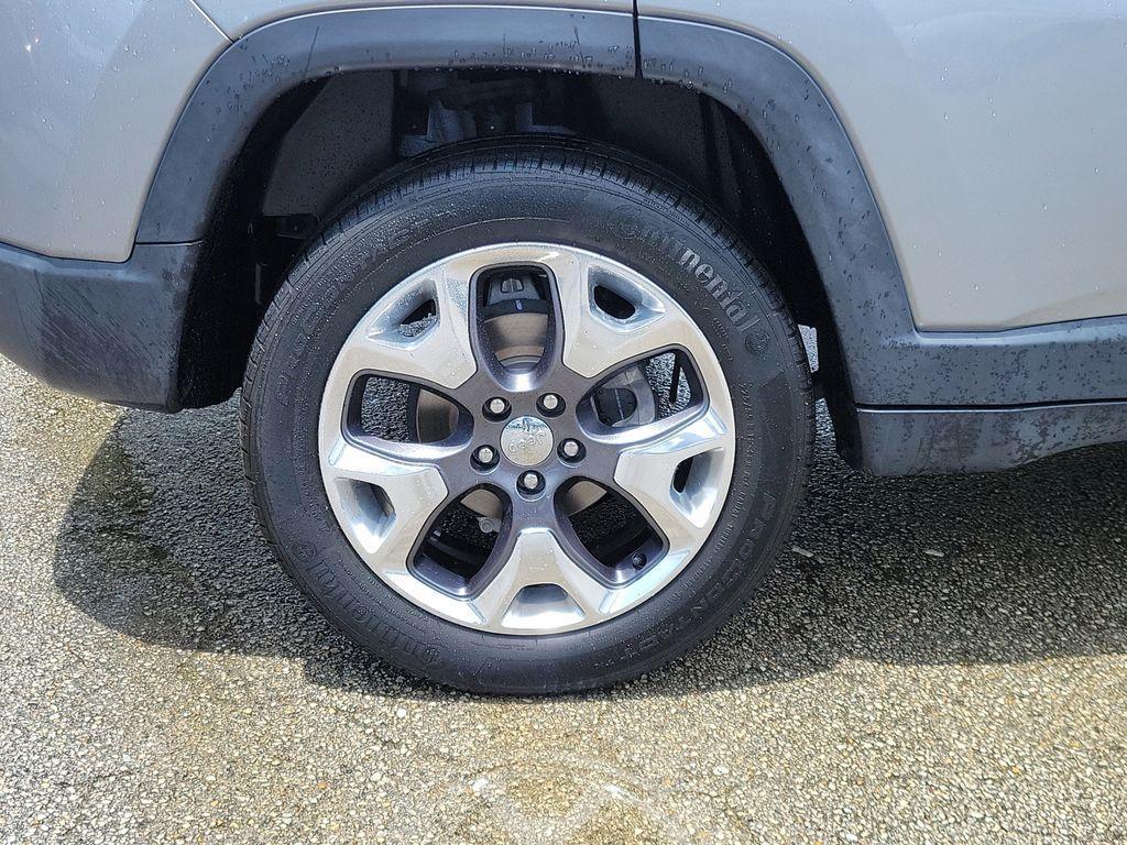 used 2021 Jeep Compass car, priced at $17,194