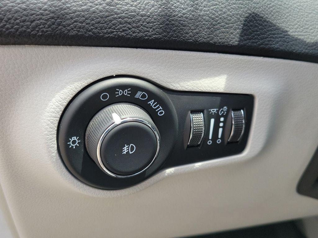 used 2021 Jeep Compass car, priced at $17,194