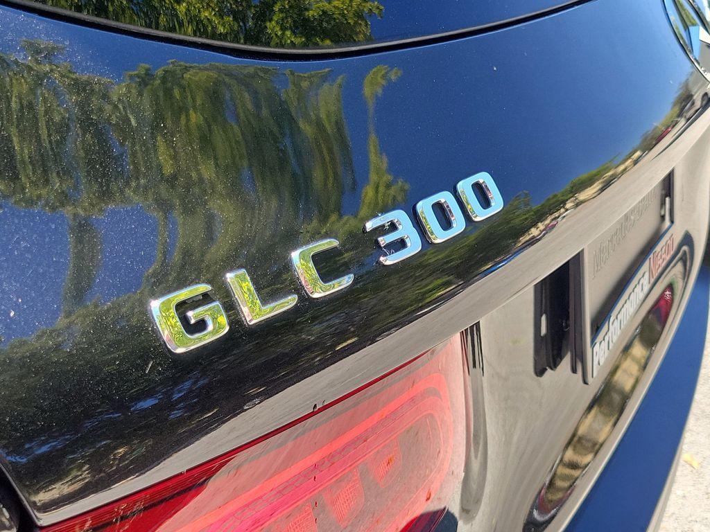 used 2020 Mercedes-Benz GLC 300 car, priced at $18,450