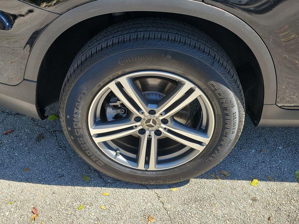used 2020 Mercedes-Benz GLC 300 car, priced at $18,450