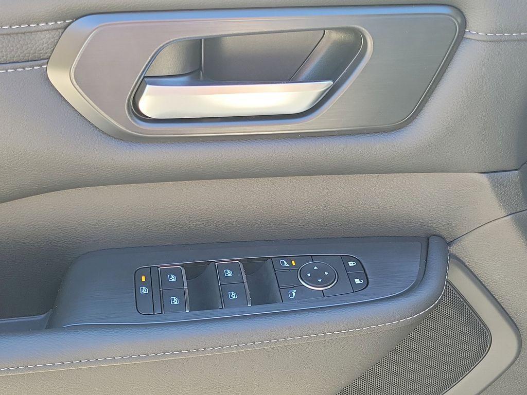 new 2026 Nissan Armada car, priced at $56,322
