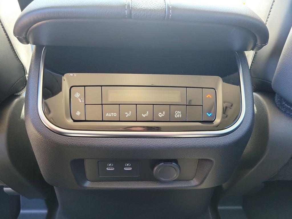 new 2026 Nissan Armada car, priced at $56,322