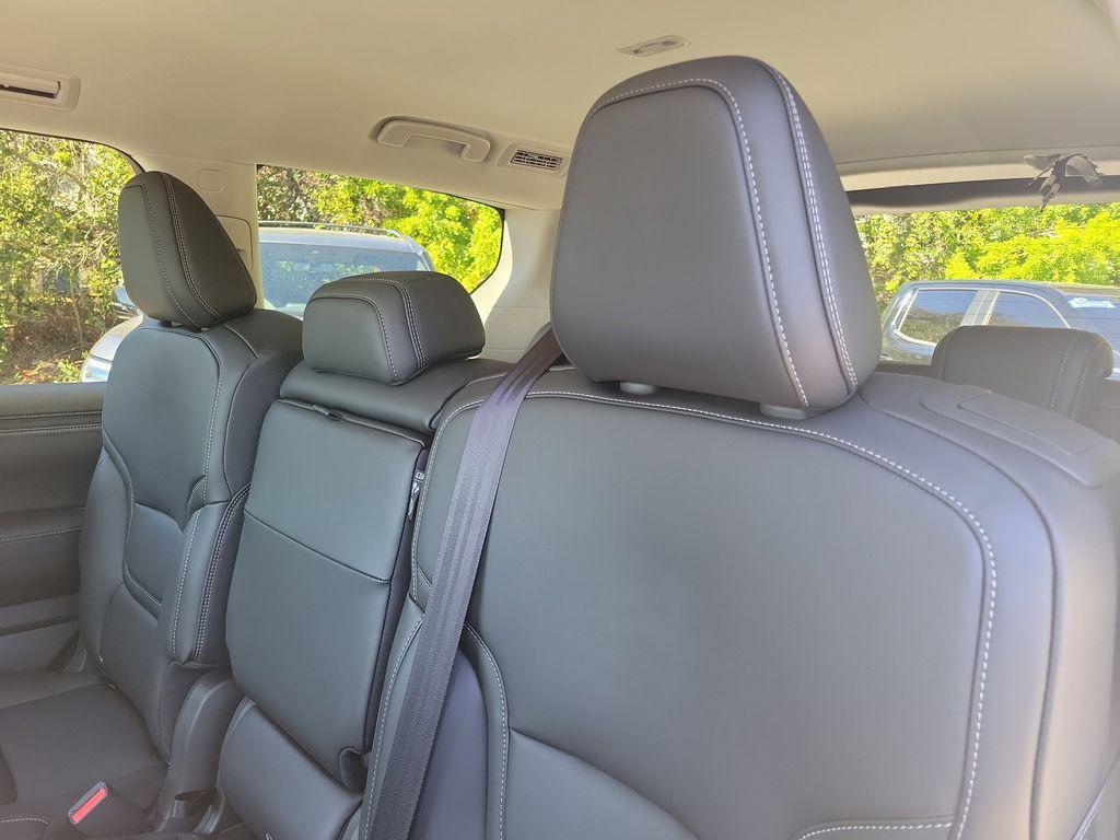 new 2026 Nissan Armada car, priced at $56,322