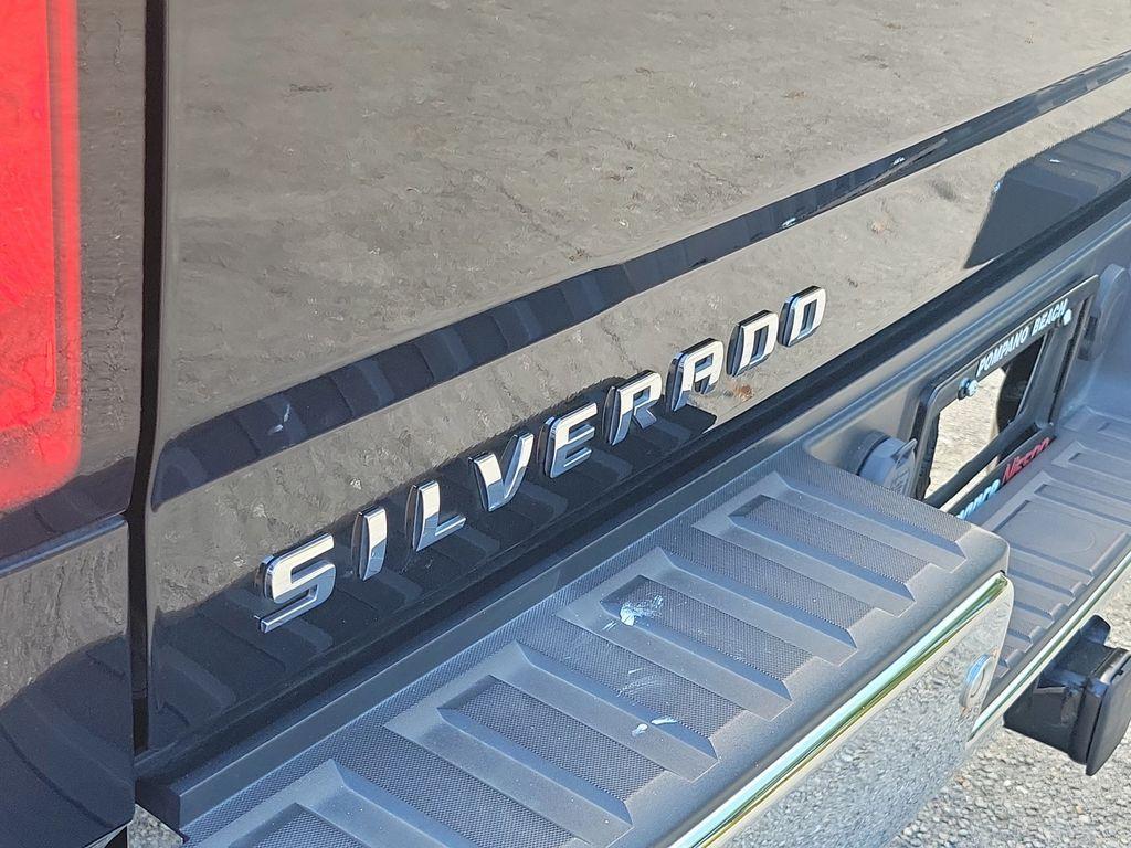 used 2018 Chevrolet Silverado 1500 car, priced at $23,443