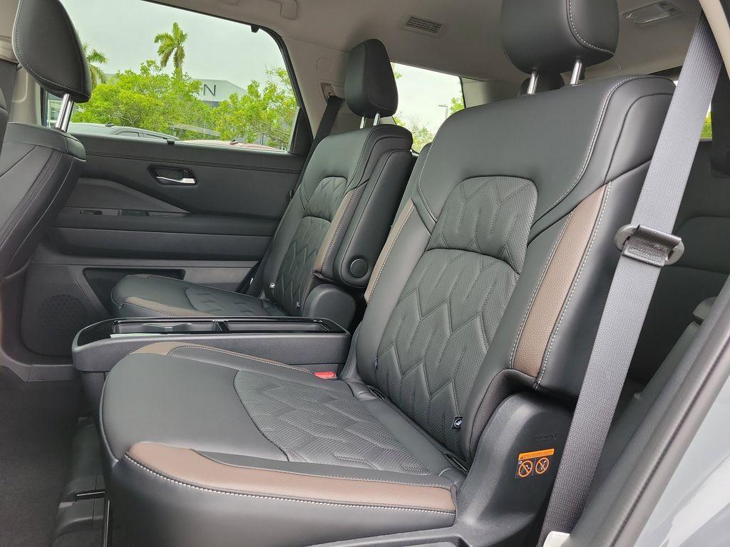 new 2026 Nissan Pathfinder car, priced at $47,637