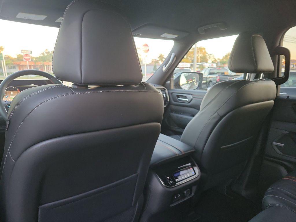 new 2025 Nissan Armada car, priced at $65,631