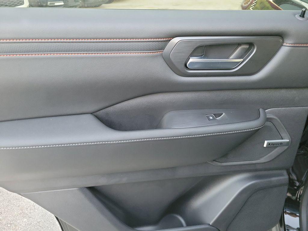 new 2025 Nissan Armada car, priced at $65,631
