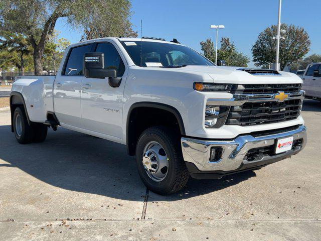 new 2026 Chevrolet Silverado 3500 car, priced at $71,501