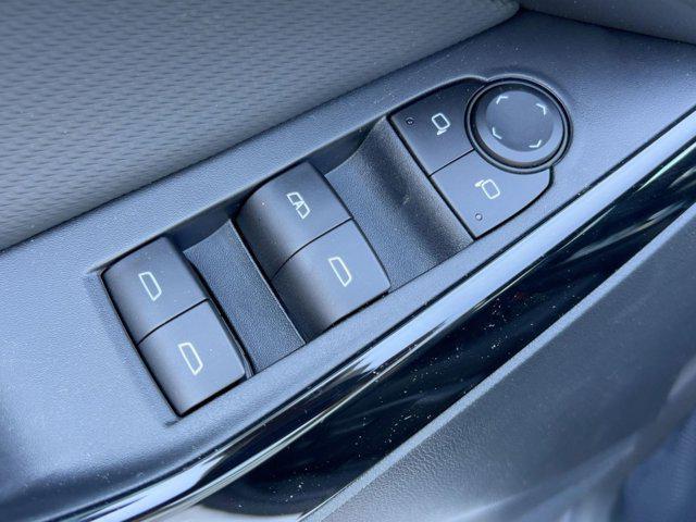 new 2026 Chevrolet Equinox car, priced at $28,556