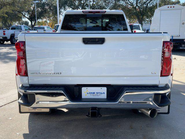 new 2026 Chevrolet Silverado 3500 car, priced at $72,501