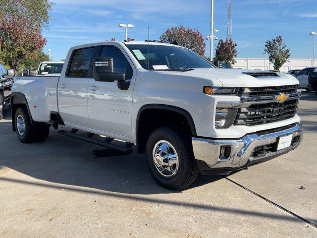 new 2026 Chevrolet Silverado 3500 car, priced at $72,501