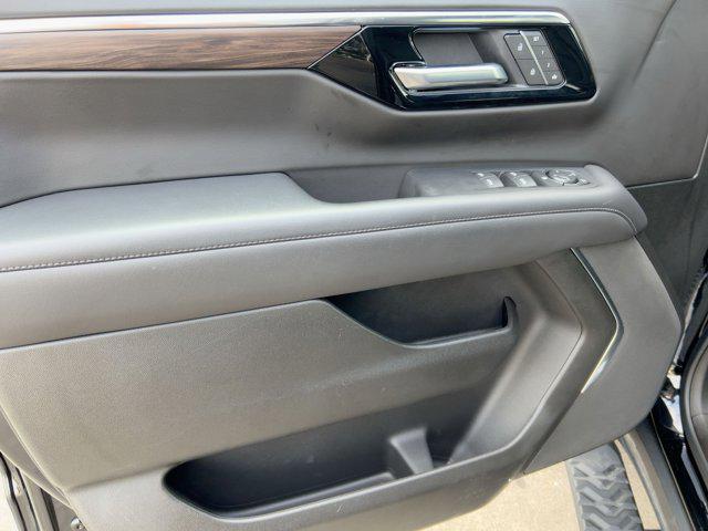 used 2025 Chevrolet Suburban car, priced at $65,999