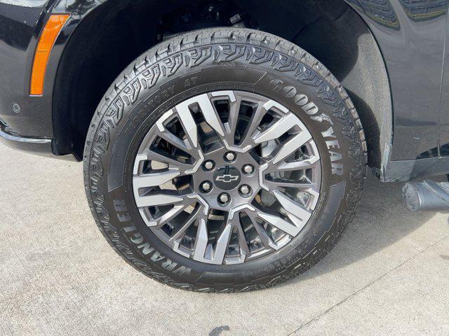 used 2025 Chevrolet Suburban car, priced at $65,999