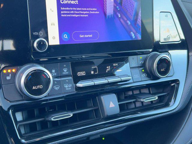 used 2023 Toyota Highlander car, priced at $34,288