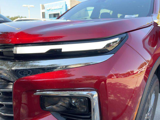 new 2026 Chevrolet Traverse car, priced at $43,801