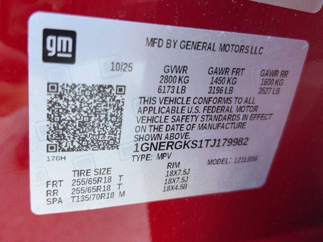 new 2026 Chevrolet Traverse car, priced at $43,802