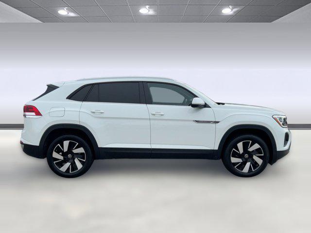 used 2025 Volkswagen Atlas Cross Sport car, priced at $34,999