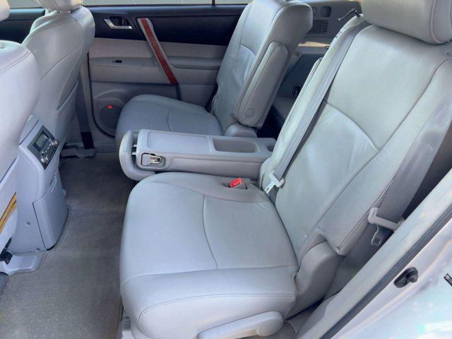 used 2010 Toyota Highlander car, priced at $10,888