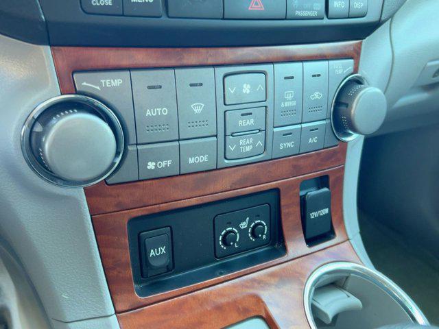 used 2010 Toyota Highlander car, priced at $10,888