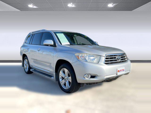 used 2010 Toyota Highlander car, priced at $10,888