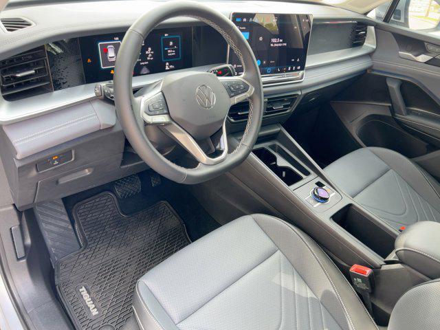 used 2025 Volkswagen Tiguan car, priced at $27,999