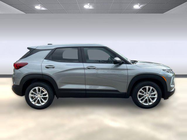 new 2026 Chevrolet TrailBlazer car, priced at $23,621
