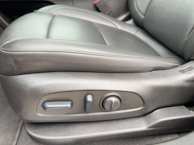 used 2023 GMC Acadia car, priced at $28,199