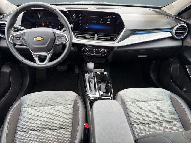used 2025 Chevrolet Trax car, priced at $24,674