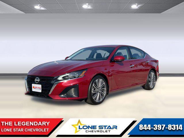 used 2025 Nissan Altima car, priced at $28,999