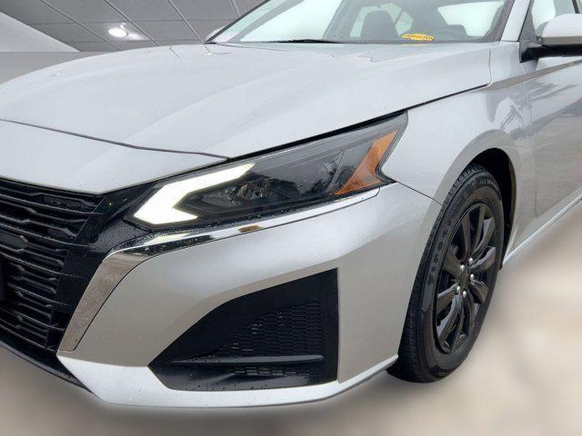 used 2023 Nissan Altima car, priced at $17,996