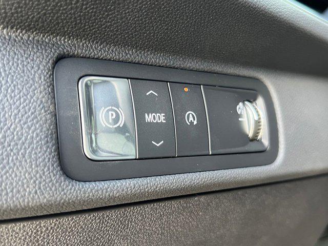 new 2026 Chevrolet Traverse car, priced at $43,311