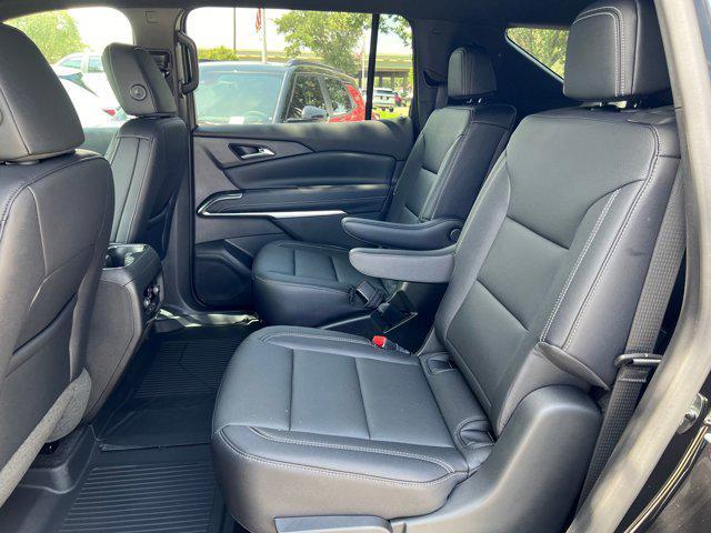 new 2026 Chevrolet Traverse car, priced at $43,311