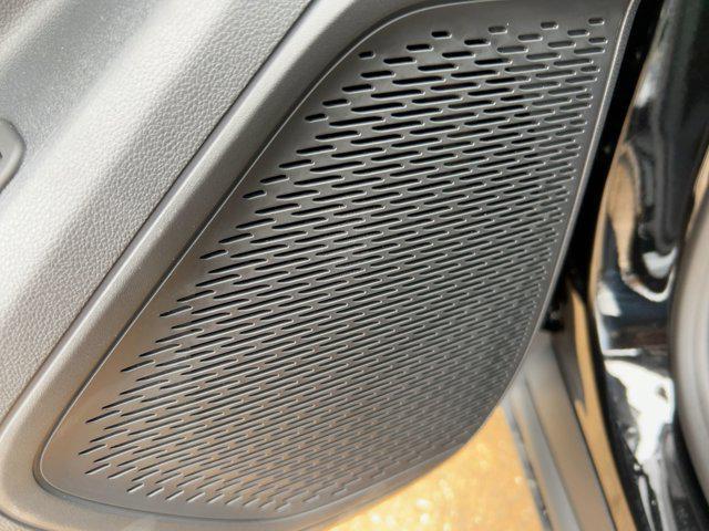 new 2026 Chevrolet Traverse car, priced at $43,589