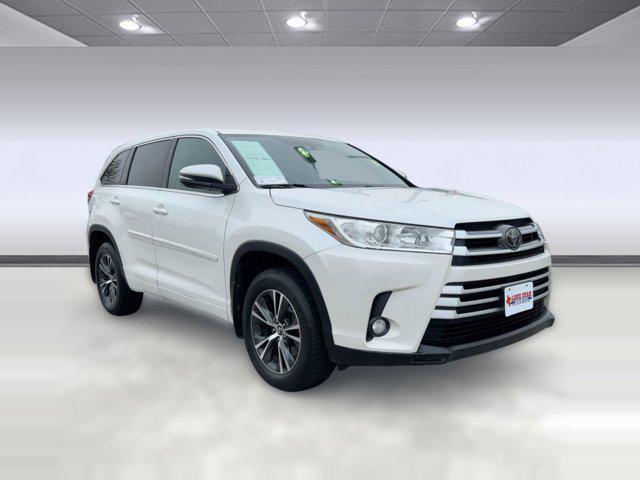 used 2018 Toyota Highlander car, priced at $18,788