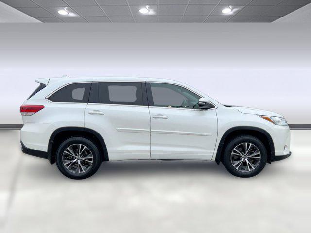 used 2018 Toyota Highlander car, priced at $18,788