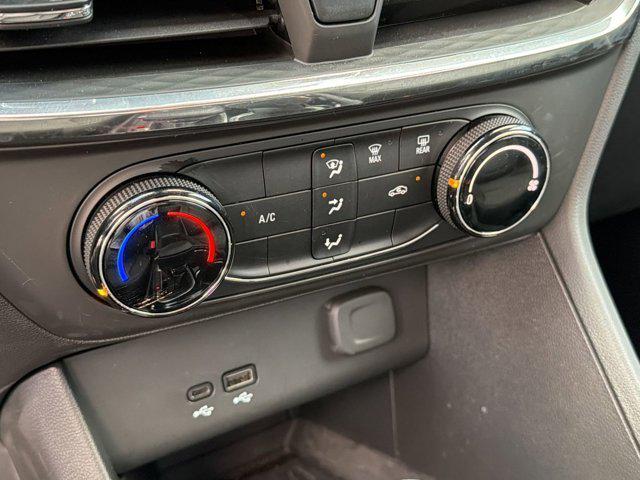 used 2025 Buick Encore GX car, priced at $23,102