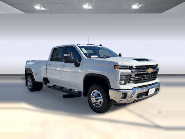 new 2026 Chevrolet Silverado 3500 car, priced at $71,501
