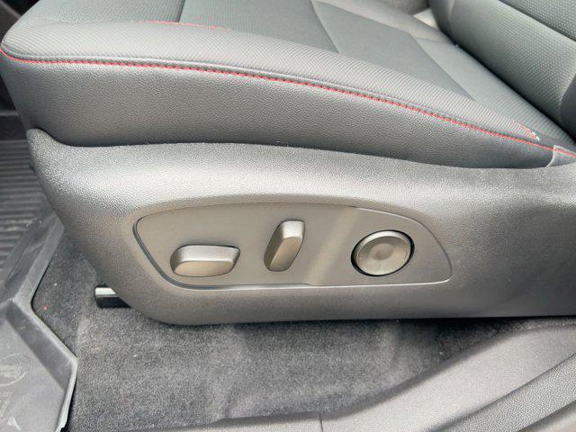 new 2026 Chevrolet Traverse car, priced at $51,111