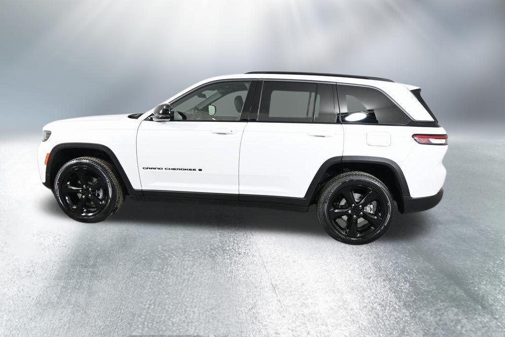new 2026 Jeep Grand Cherokee car, priced at $51,279