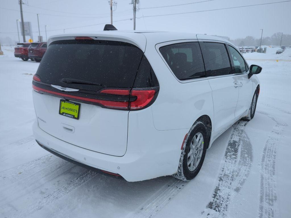 new 2026 Chrysler Pacifica car, priced at $40,733