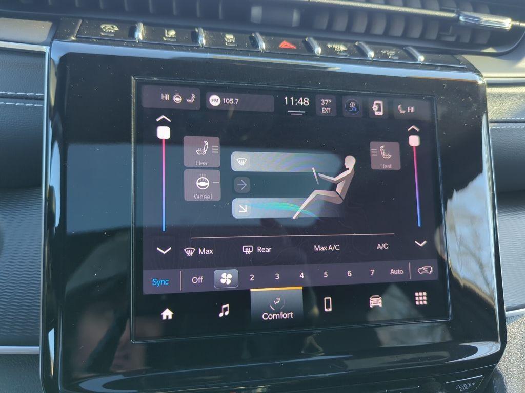 used 2025 Jeep Grand Cherokee car, priced at $35,552